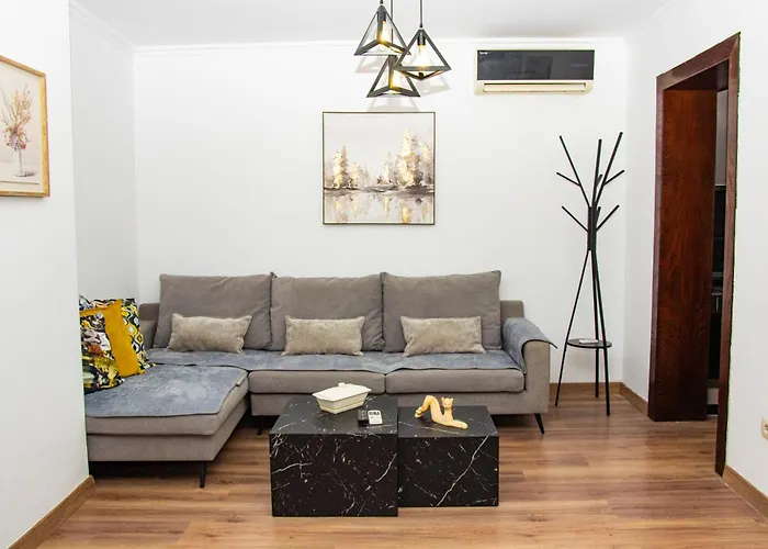 Lucas Relaxing House * Tirana