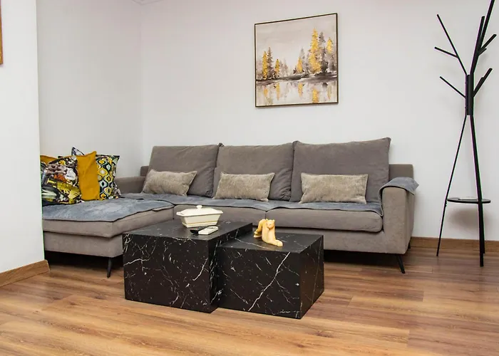 Lucas Relaxing House 地拉那